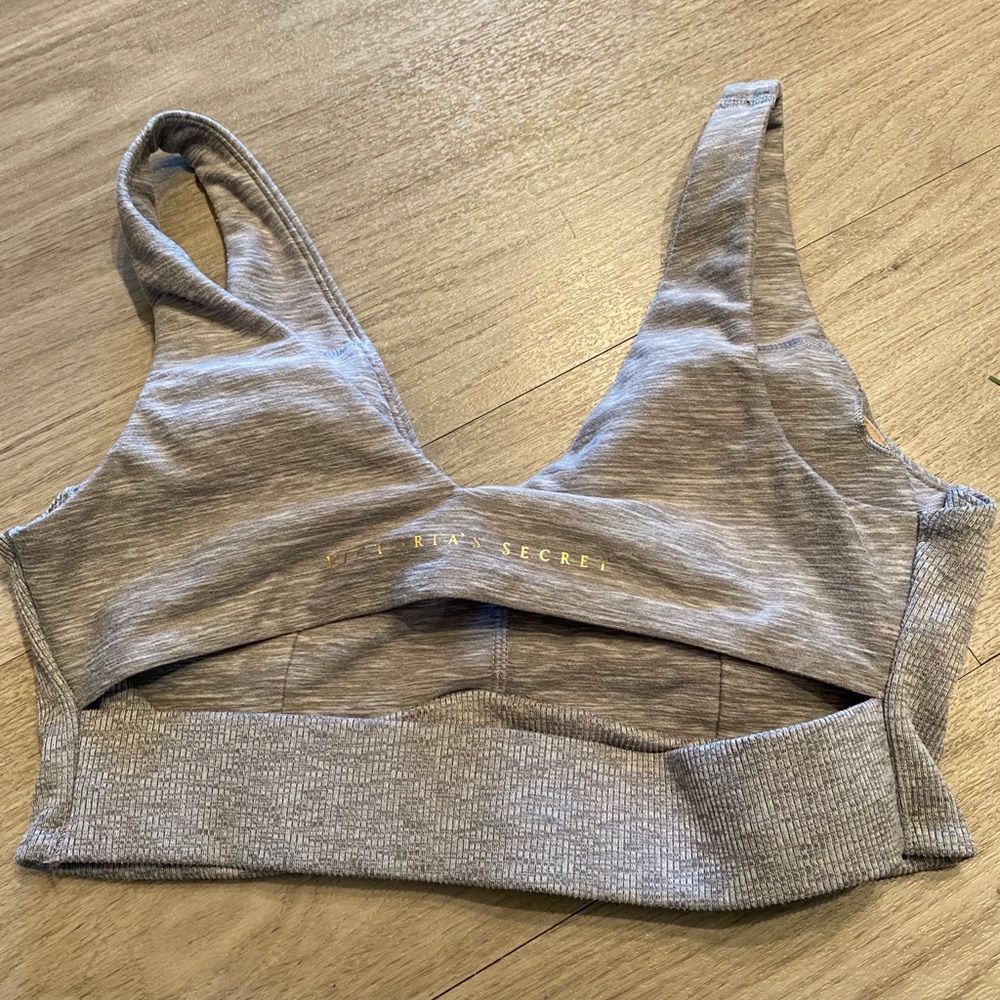 Victoria’s Secret Essential Unlined Bra